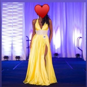 Sherri Hill yellow dress size 4